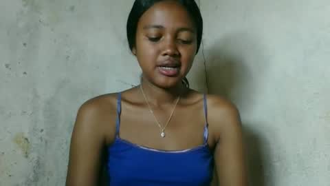 Snapshot of fayence09 chatting on 12.21.25 fayence09 online show from 12.21.25