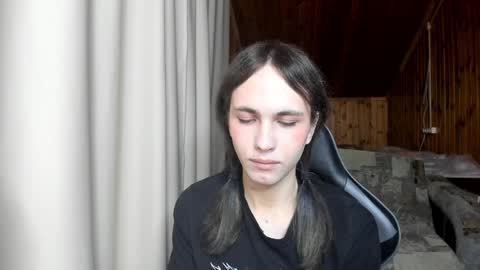 Snapshot of fcherthth chatting on 01.21.25 Mark online show from 01.21.25