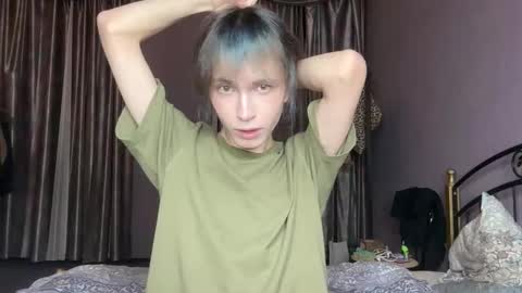 Snapshot of fcherthth chatting on 10.21.25 Mark online show from 10.21.25