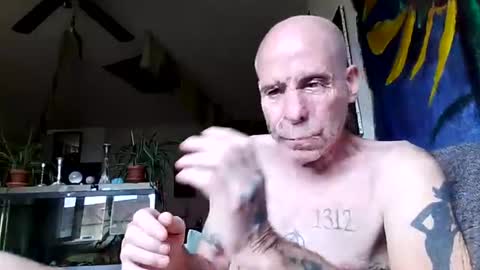 Snapshot of fcker01 chatting on 06.30.26 fcker01 online show from 06.30.26