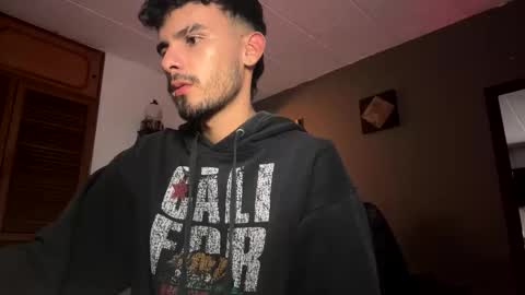 Snapshot of fede69x chatting on 12.21.25 federik online show from 12.21.25