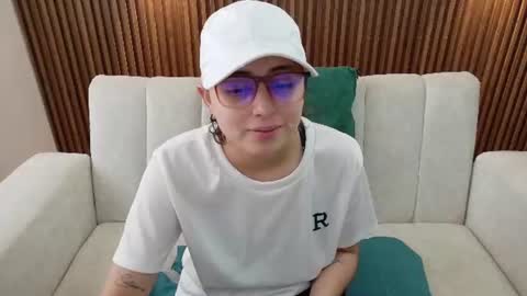 Feelena online show from 06.24.26