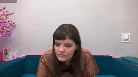 Laura online show from 07.05.26