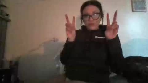 Snapshot of feetnymph chatting on 01.06.26 Soley online show from 01.06.26