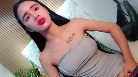 Snapshot of feisty_woman chatting on 05.08.26 Prianka online show from 05.08.26