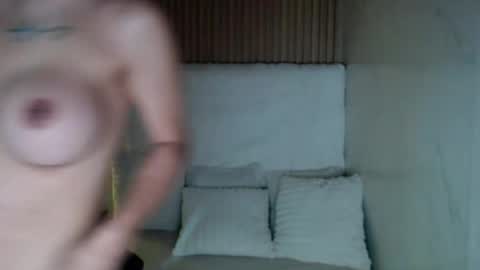 Snapshot of feisty_woman chatting on 05.10.26 Prianka online show from 05.10.26