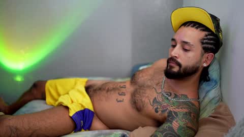 Snapshot of felix_candela chatting on 01.05.25 Felix Candela online show from 01.05.25