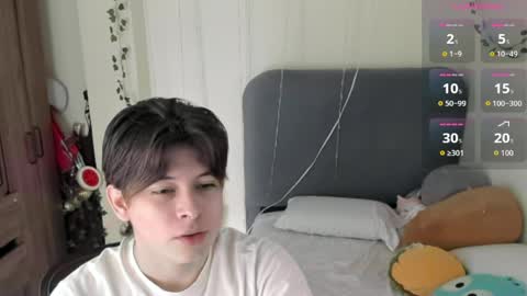 Snapshot of felix_leex chatting on 04.08.26 Felix leex online show from 04.08.26