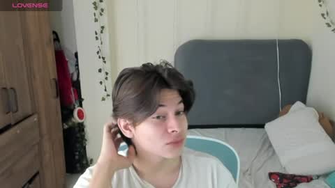 Snapshot of felix_leex chatting on 05.24.26 Felix leex online show from 05.24.26