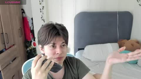 Snapshot of felix_leex chatting on 05.28.26 Felix leex online show from 05.28.26