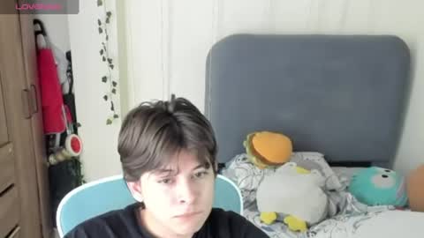 Snapshot of felix_leex chatting on 06.18.26 Felix leex online show from 06.18.26