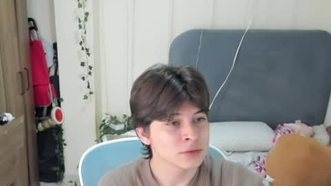Snapshot of felix_leex chatting on 06.21.26 Felix leex online show from 06.21.26