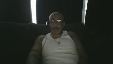 felixrlarios25 online show from 05.13.26