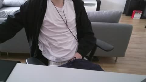 Snapshot of felixsagg chatting on 06.15.26 felixsagg online show from 06.15.26
