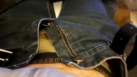 Snapshot of felixske chatting on 12.27.24 felixske online show from 12.27.24