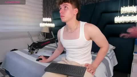 Femboy Max online show from 07.11.26