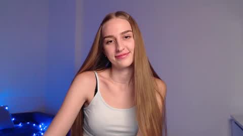 Snapshot of femkedejager chatting on 12.20.24 Femke online show from 12.20.24
