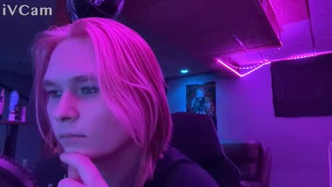 Snapshot of femlayla chatting on 02.08.26 femlayla online show from 02.08.26