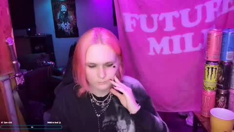 Snapshot of femlayla chatting on 02.16.26 femlayla online show from 02.16.26