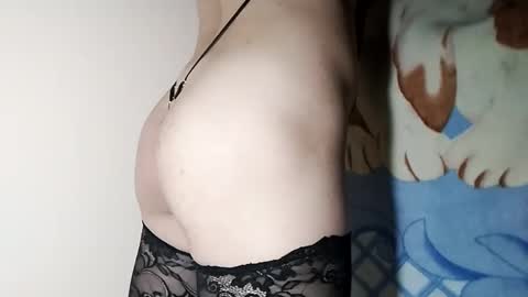 femlind online show from 10.10.25