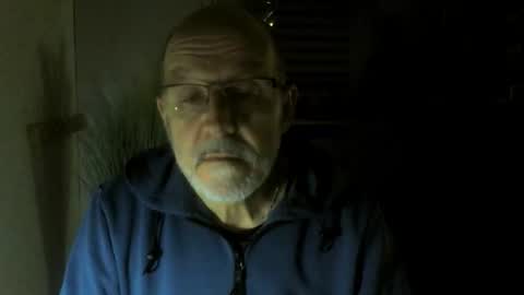 Snapshot of femtiotalet chatting on 11.15.25 femtiotalet online show from 11.15.25