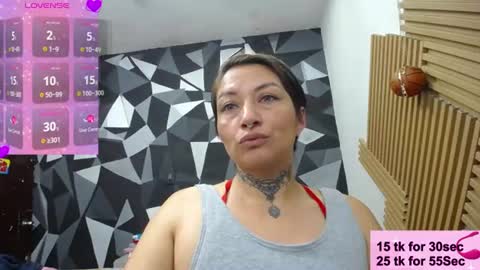Snapshot of fenix_purple chatting on 07.10.26 FENIX online show from 07.10.26