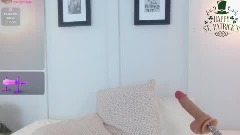 Snapshot of fer_luxx chatting on 03.19.26 Fer online show from 03.19.26