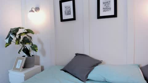 Snapshot of fer_luxx chatting on 03.27.26 Fer online show from 03.27.26