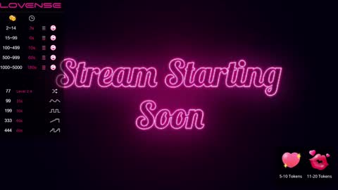 Snapshot of ferallberrys chatting on 01.26.25 Milana online show from 01.26.25