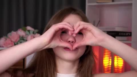 Serenellayou can call me...Kisi kisi meow meow online show from 11.09.25