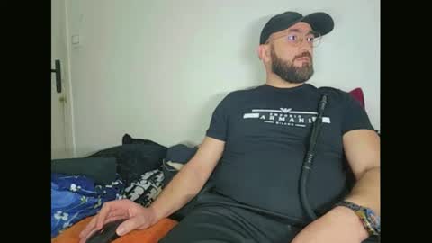 Snapshot of fethi2020 chatting on 02.01.25 Le prence unconnu online show from 02.01.25