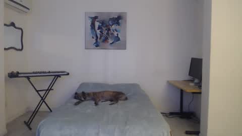 Snapshot of feuerfree chatting on 02.28.25 FeuerHeat online show from 02.28.25