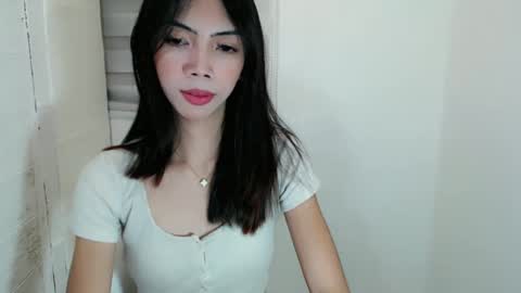 Snapshot of feyaaa chatting on 02.23.25 feyaaa online show from 02.23.25