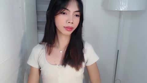 Snapshot of feyaaa chatting on 03.11.25 feyaaa online show from 03.11.25