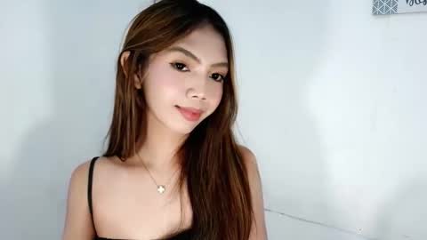 Snapshot of feyaaa chatting on 10.07.25 feyaaa online show from 10.07.25