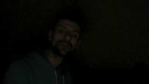 Snapshot of fffjj021 chatting on 12.21.25 Raised in 90s online show from 12.21.25