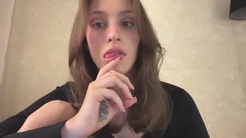 Snapshot of fflloowweerr chatting on 01.15.26 Lisa online show from 01.15.26