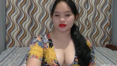 Snapshot of fhwilloughbyxx chatting on 04.05.26 fhwilloughbyxx online show from 04.05.26