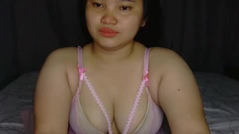 Snapshot of fhwilloughbyxx chatting on 04.13.26 fhwilloughbyxx online show from 04.13.26