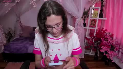 Snapshot of fi_cosplay chatting on 10.20.25 fi_cosplay online show from 10.20.25