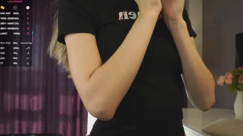 Hello there im Isabela3 online show from 06.08.26