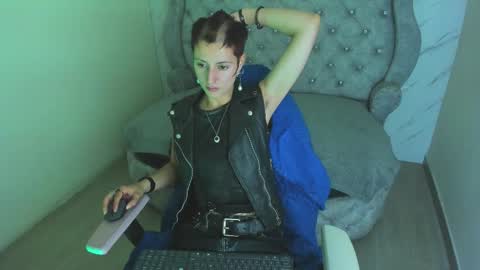   online show from 02.05.26