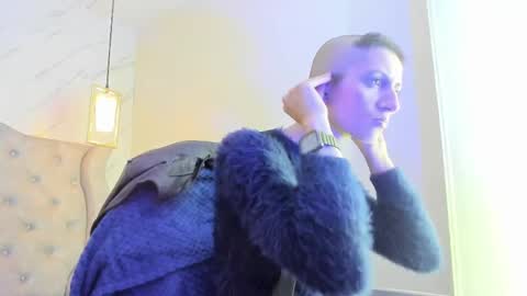   online show from 05.05.26