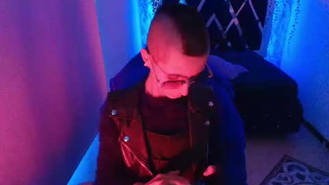   online show from 08.04.26