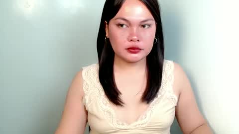 Snapshot of filipina_oh_carol chatting on 05.25.26 miss carol online show from 05.25.26