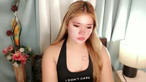 Snapshot of filipina_slutty69xxx chatting on 12.20.24 Angela DONT FORGET TO FOLLOW AND GIVE ME APPRECIATION online show from 12.20.24