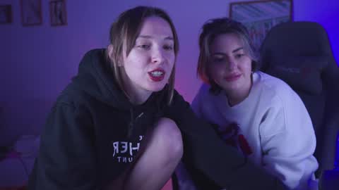 Snapshot of filipinaadams chatting on 12.07.24 cap and Lana  online show from 12.07.24