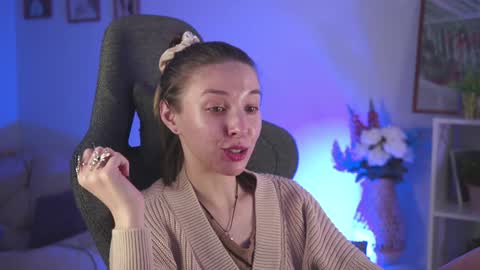 Snapshot of filipinaadams chatting on 12.12.24 cap and Lana  online show from 12.12.24