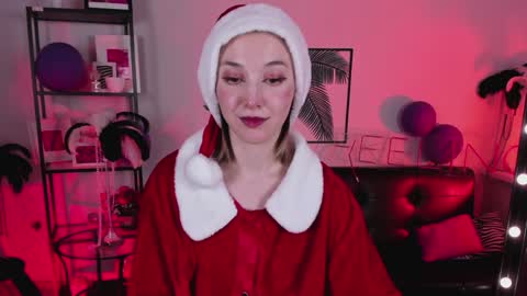 Snapshot of filipinaadams chatting on 12.25.24 cap and Lana  online show from 12.25.24