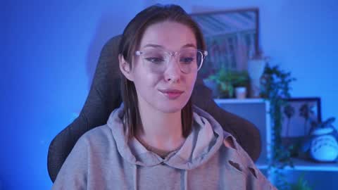 Snapshot of filipinaadams chatting on 01.11.25 cap and Lana  online show from 01.11.25